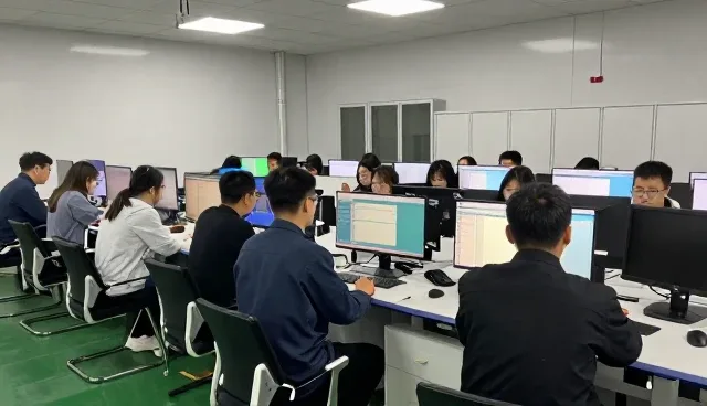 新媒体运营选型关注点及性能适用条件分析